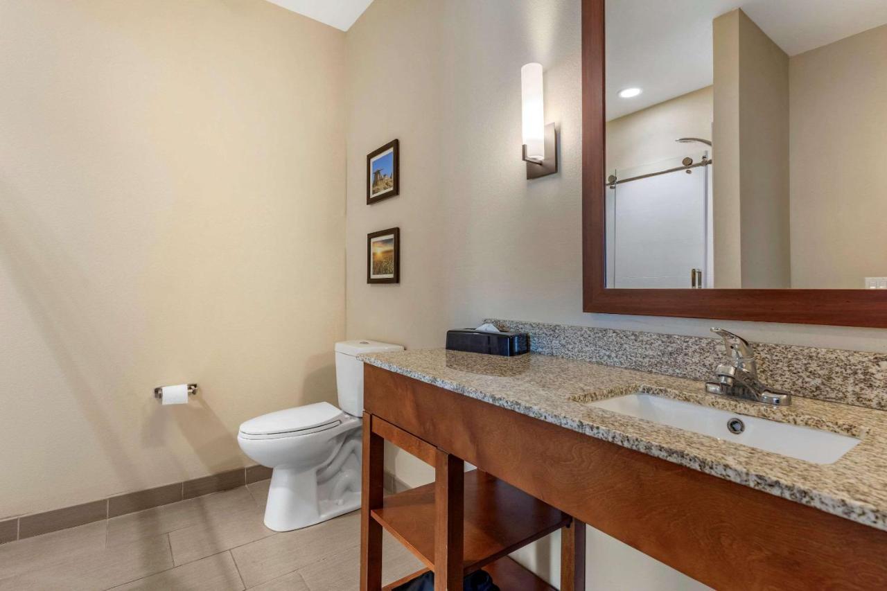 Comfort Inn & Suites Edgewood Esterno foto