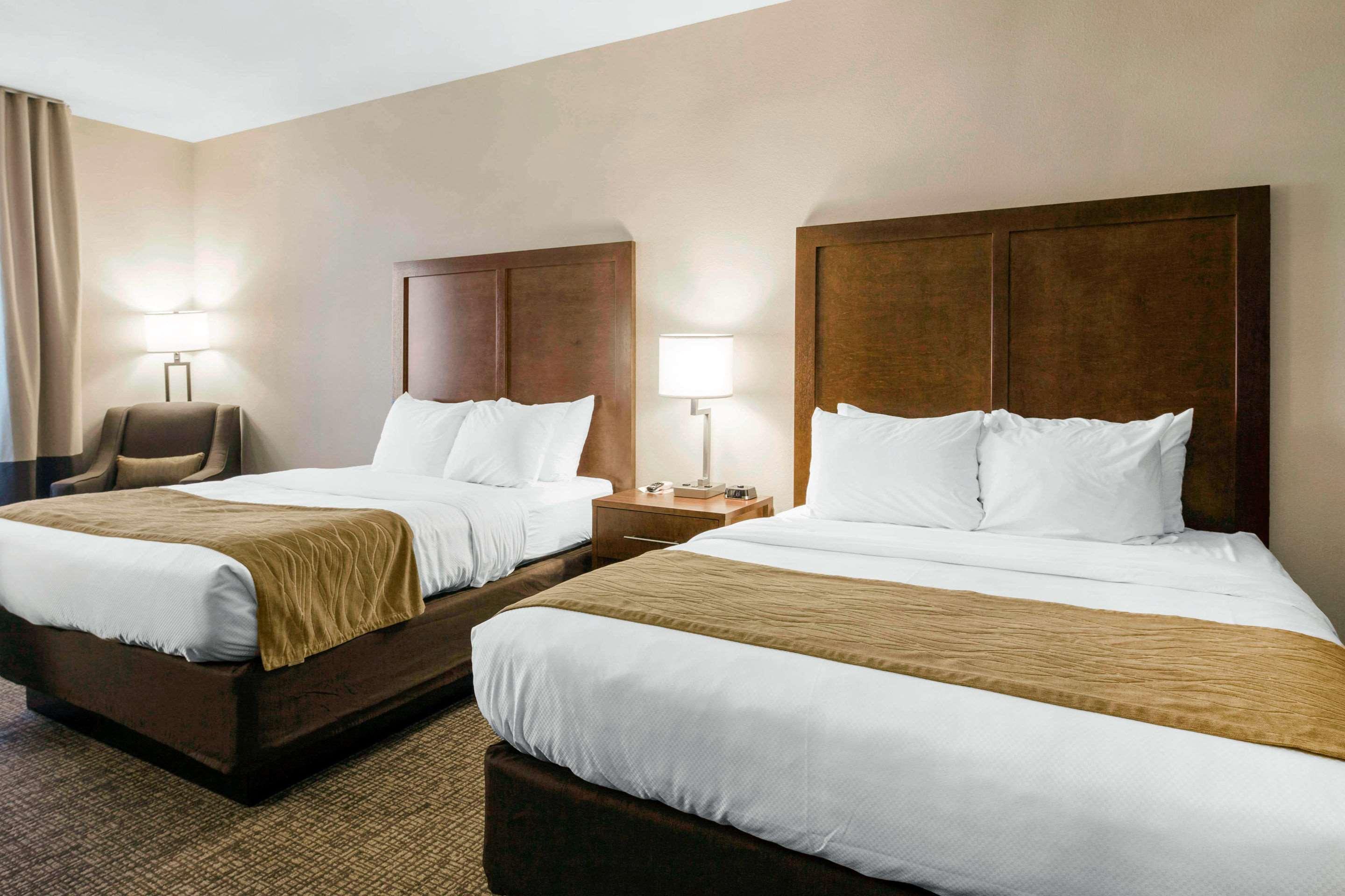 Comfort Inn & Suites Edgewood Esterno foto